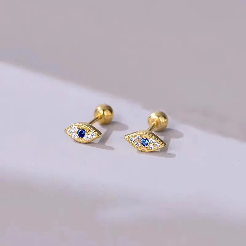 Heart Glow Stud Earrings