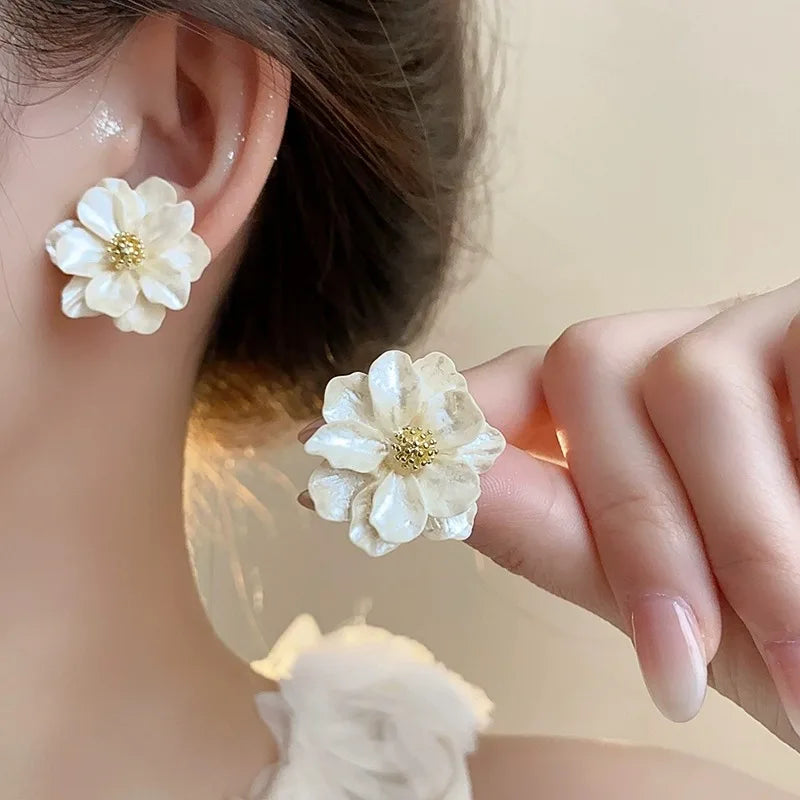 White Bloom Earrings