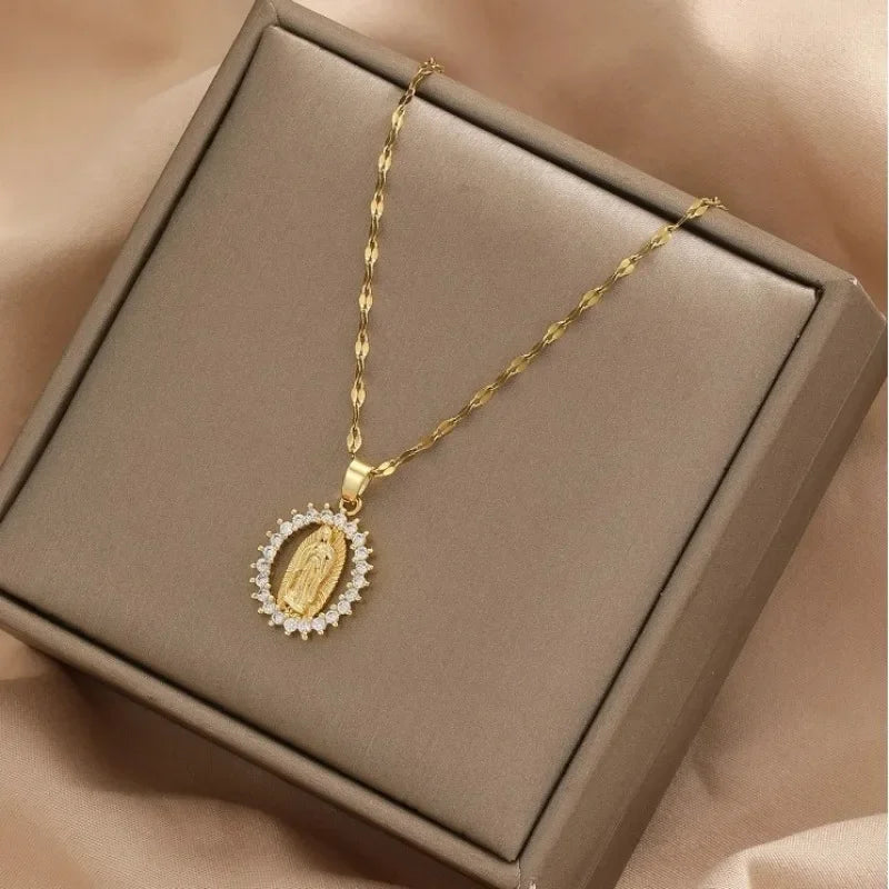 Halo Sky Necklace