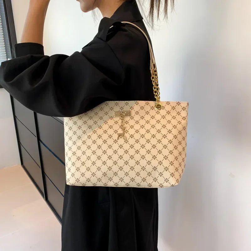 Luxe Carry Tote Bag