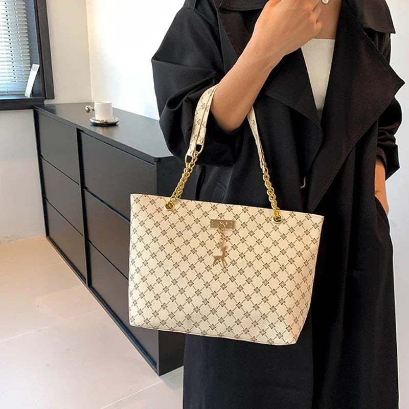 Luxe Carry Tote Bag