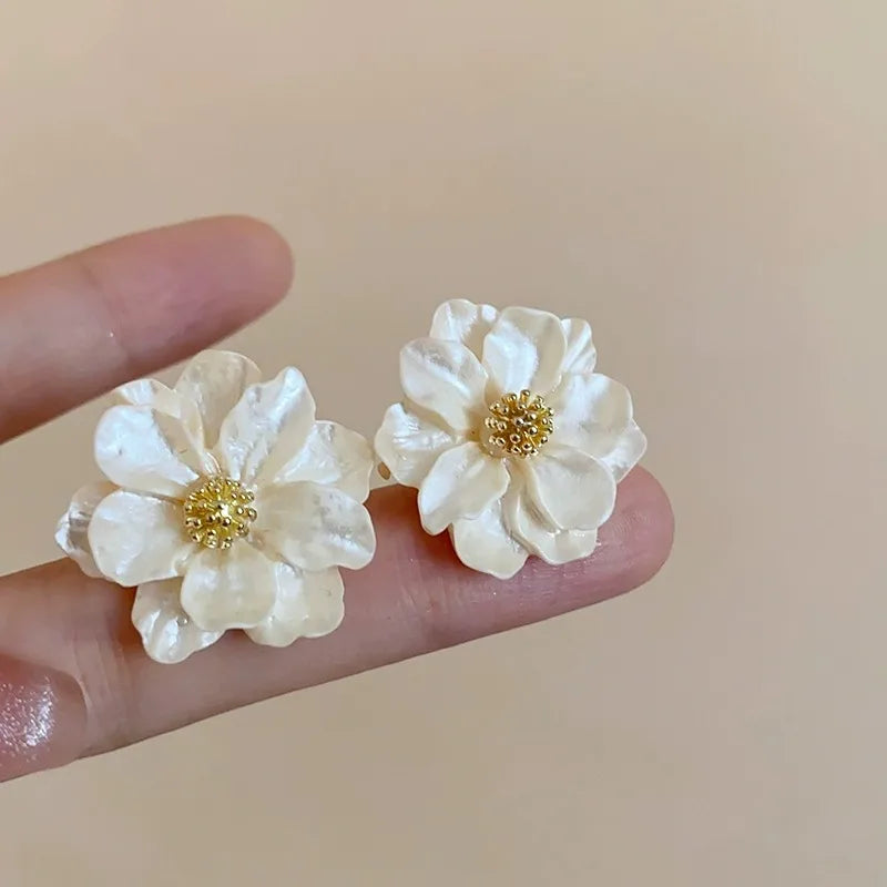 White Bloom Earrings