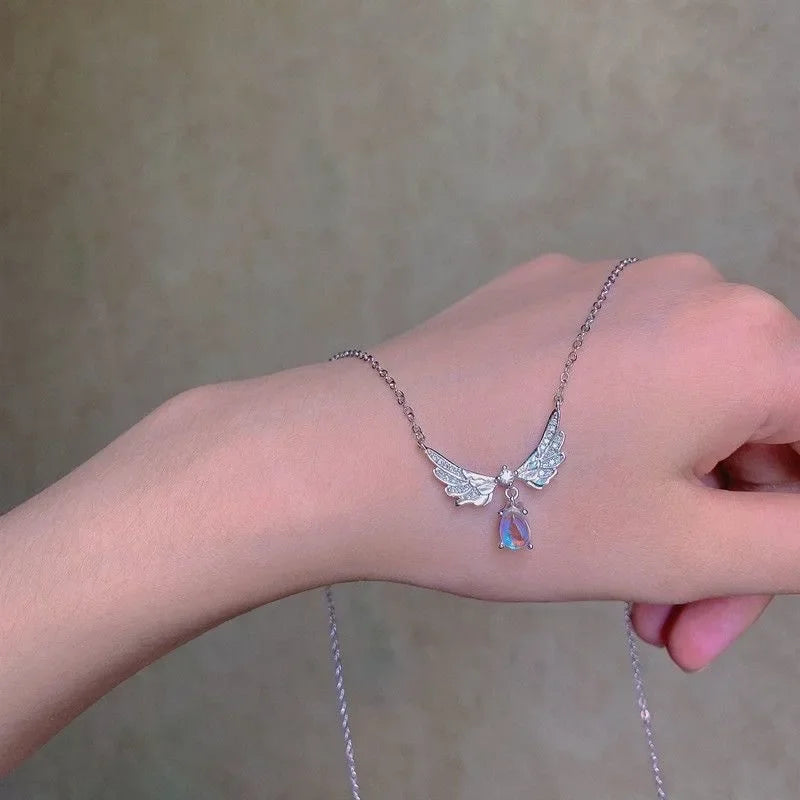 Golden Flutter Choker