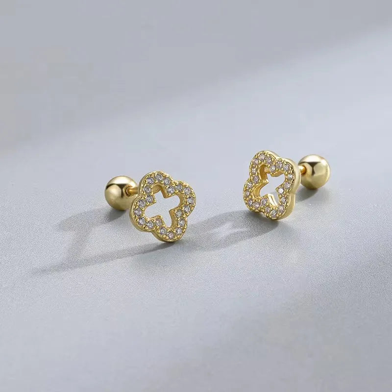 Heart Glow Stud Earrings